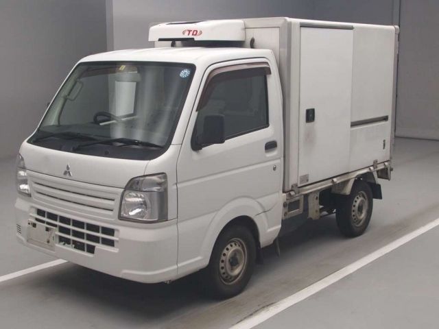 83001 Mitsubishi Minicab truck DS16T 2016 г. (TAA Chubu)